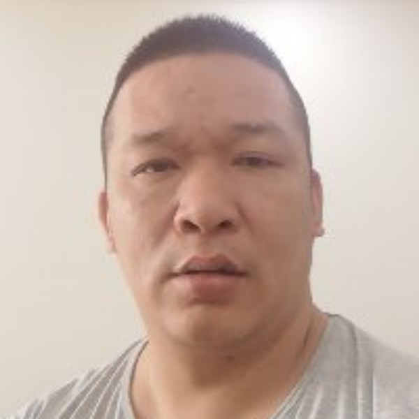 一个上海老男人的照片