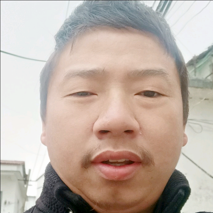 唯一的踢晨阳的照片