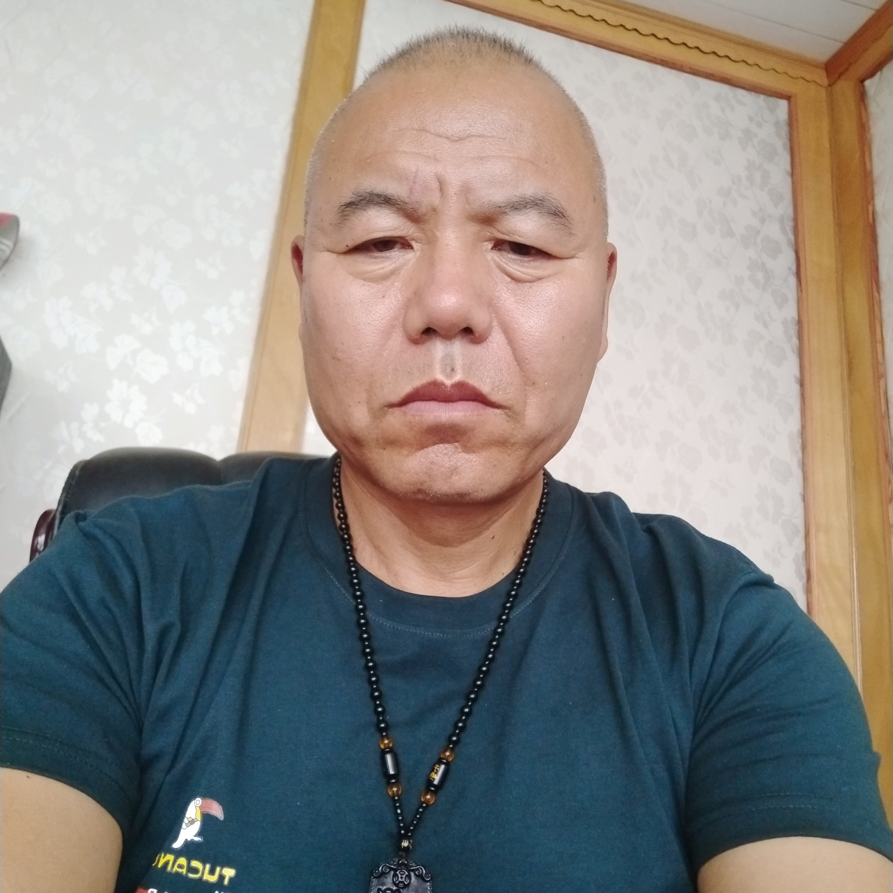 漫步奋斗路的照片