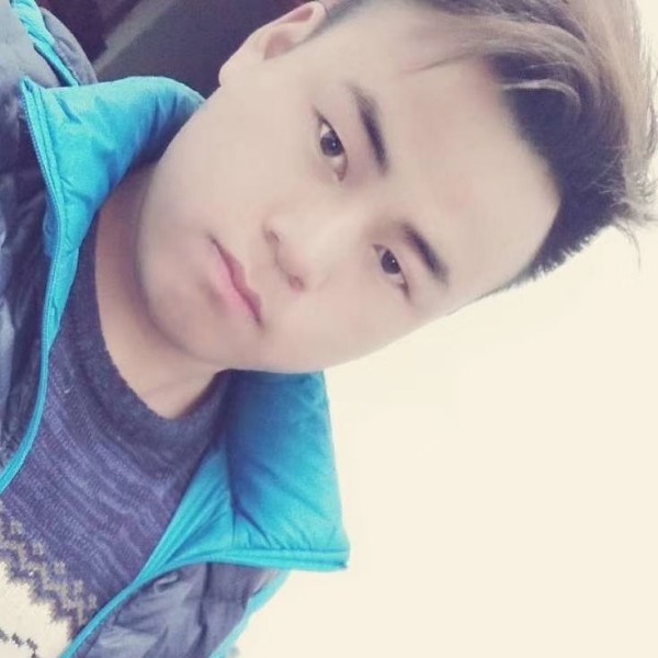 温柔泪了冥王星的照片