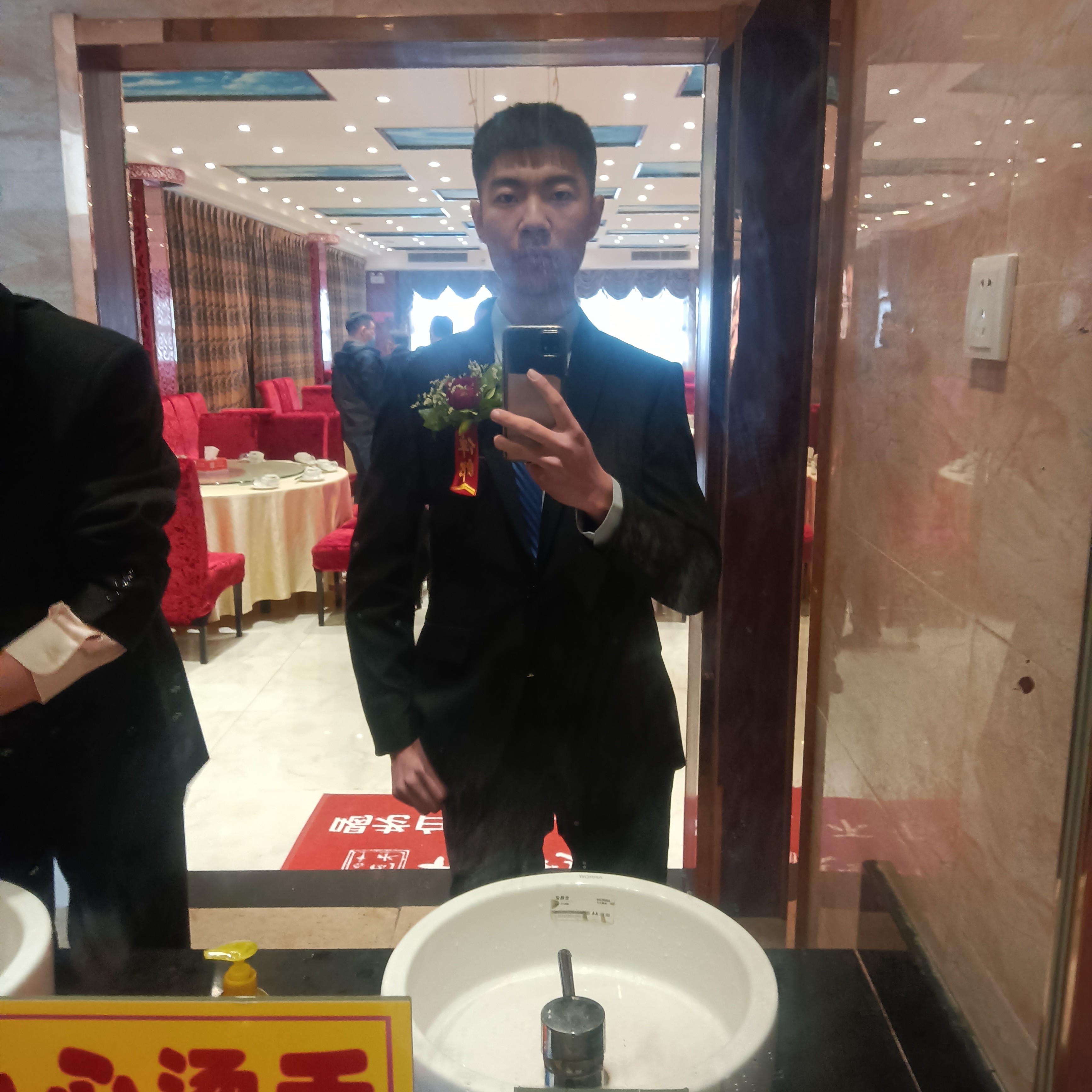 一般路过快递员的照片