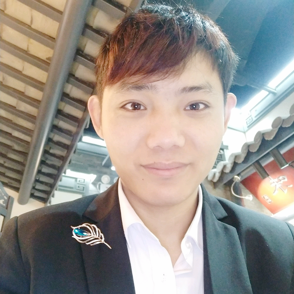 农村来的小哥的照片