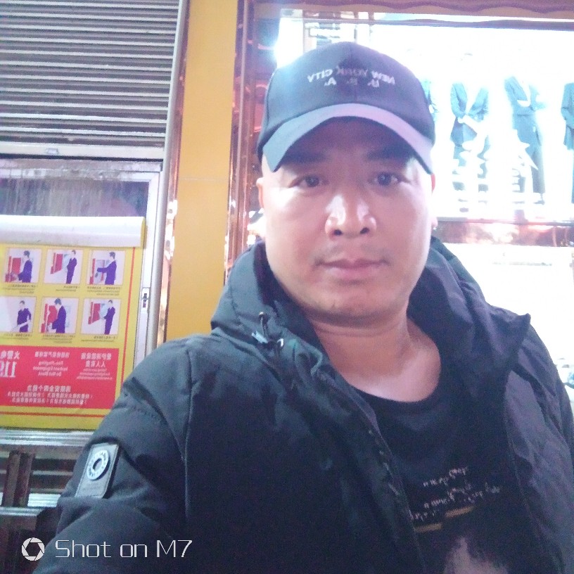陈继伟的照片