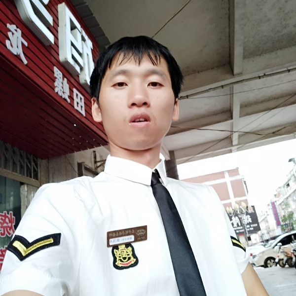 服饰诚心的照片
