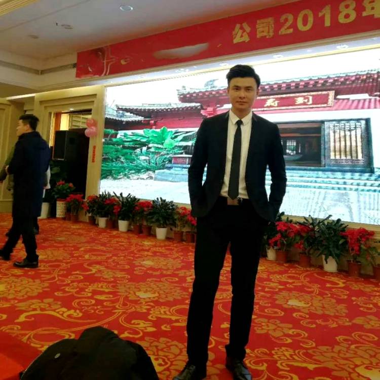 明日天涯xy的照片