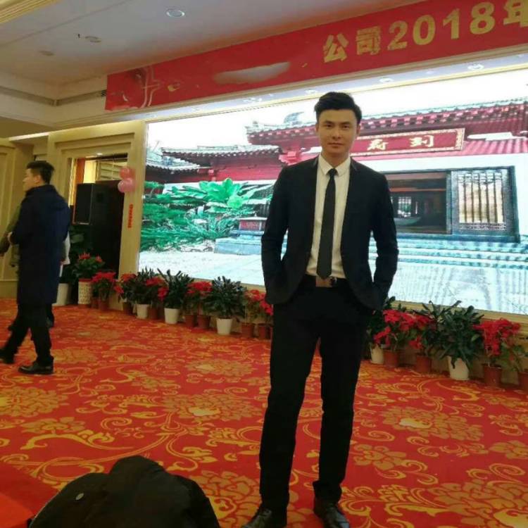 明日天涯-的照片