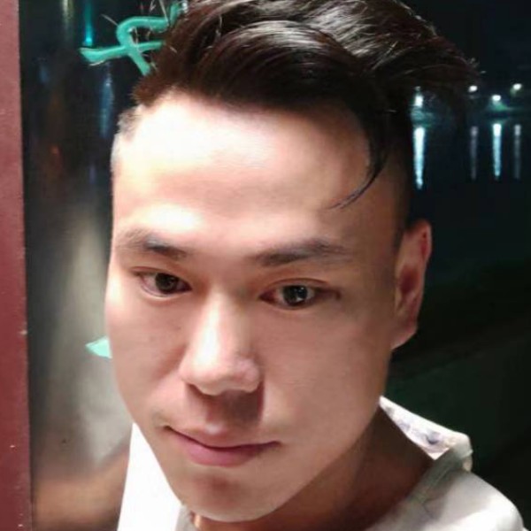 有爱你就来的照片