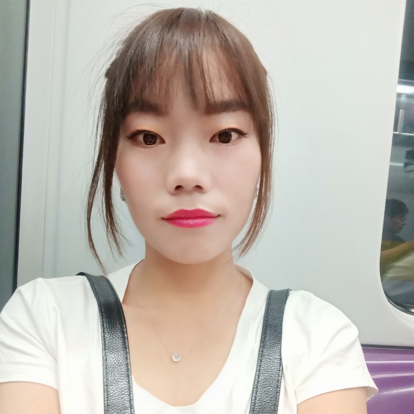 上官雪儿的照片