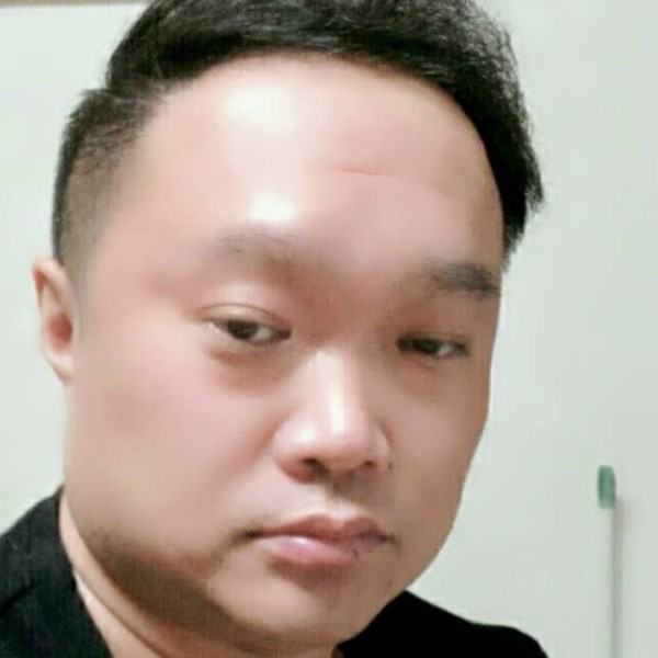大米蹁跹积极的照片