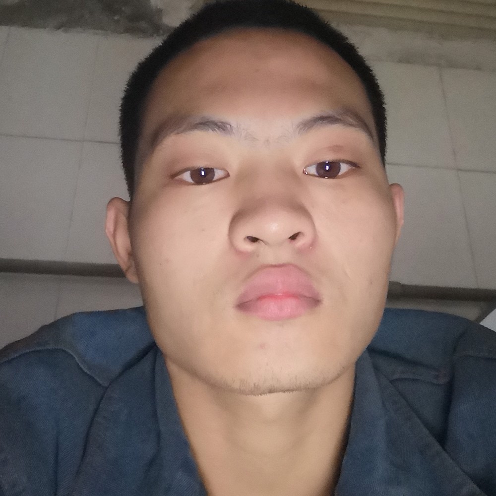 董治的照片
