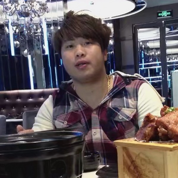 舞尘烟的照片