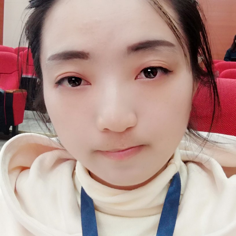 Emma1177的照片