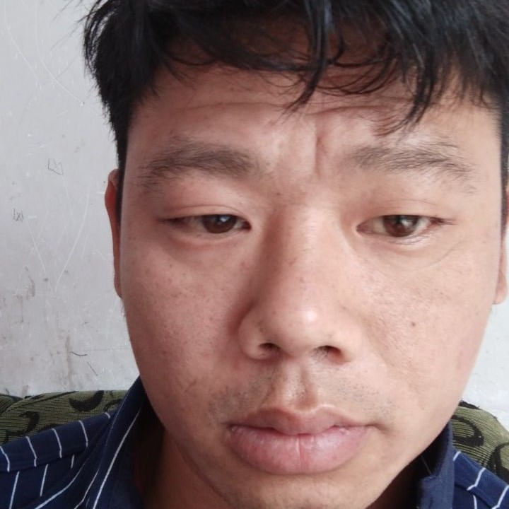拉长等待酒窝的照片