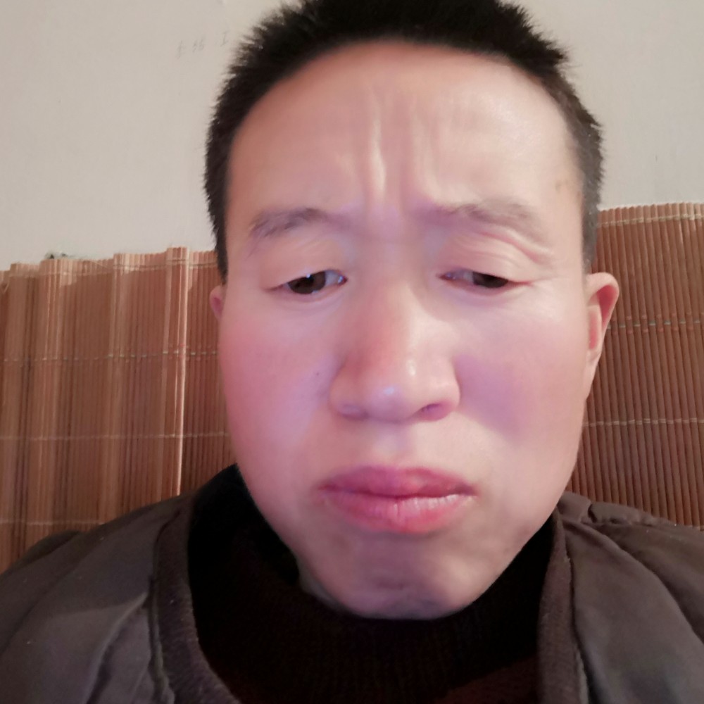 朱同的照片