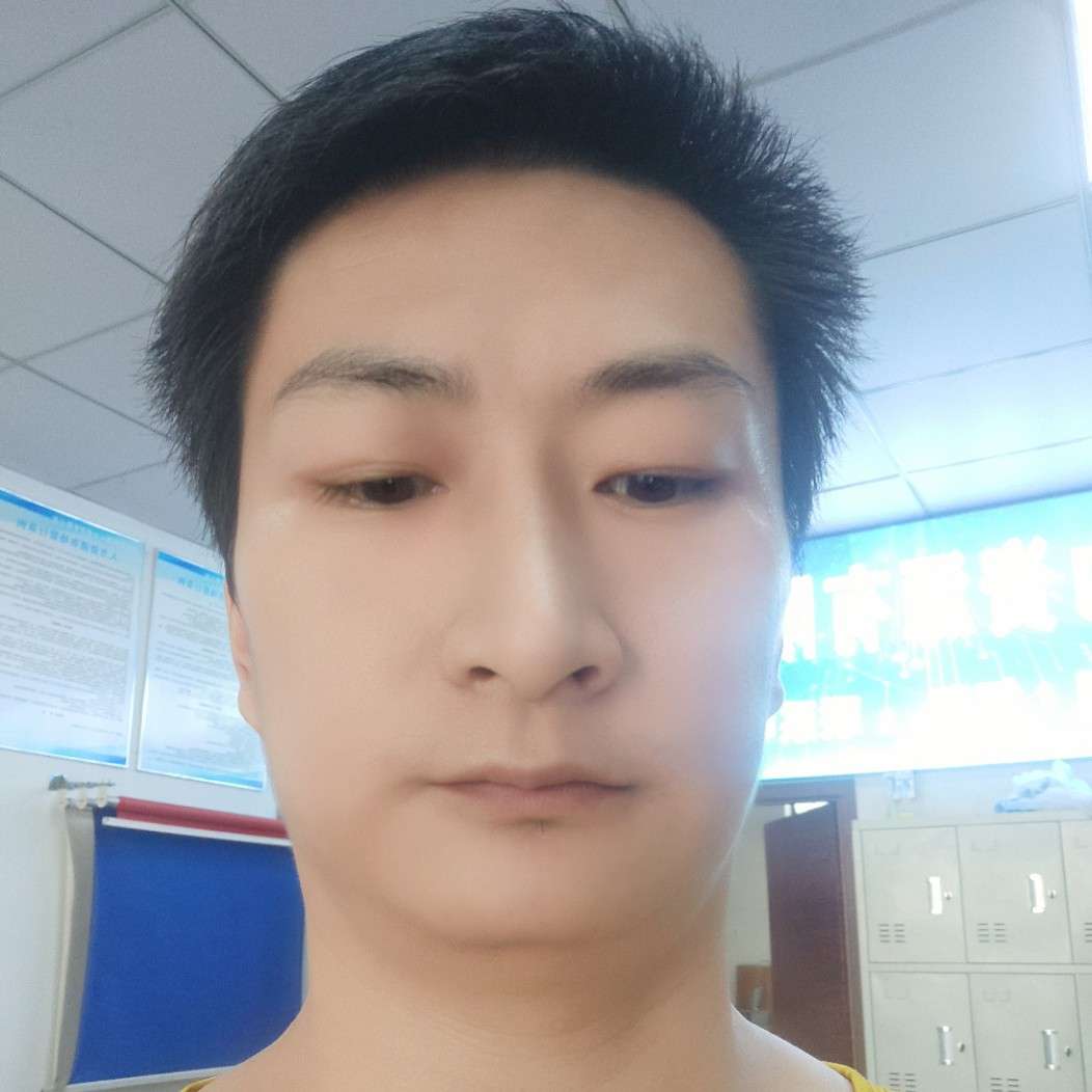 踏实漫步森槿的照片