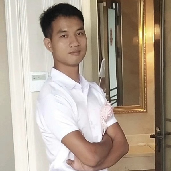 等待阳光总在风雨的照片
