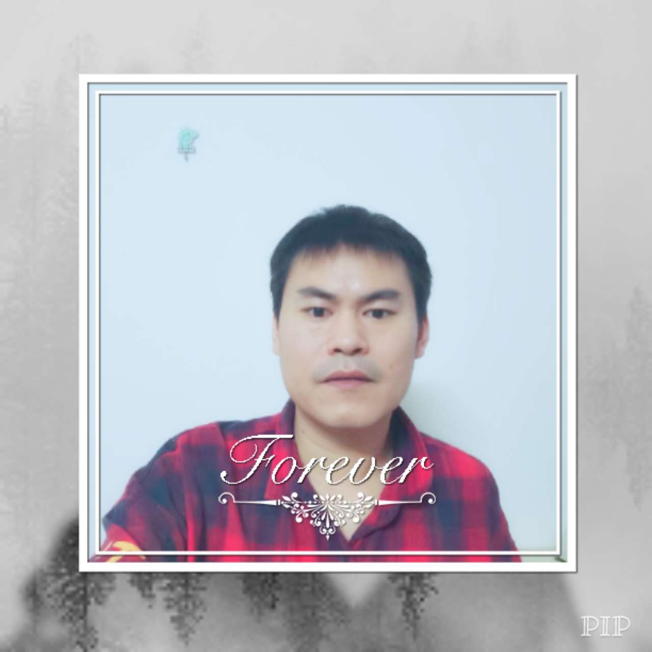 强健航看看空的照片