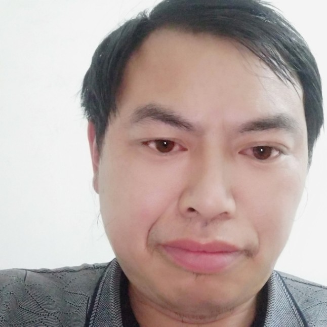 摩托倾心隐形的照片