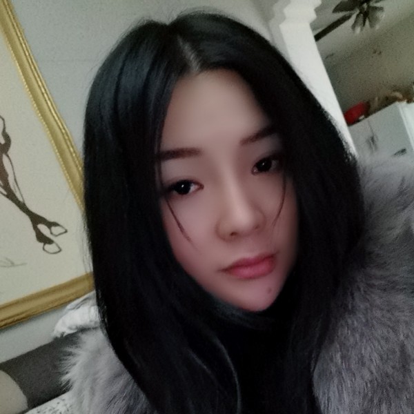 没翅膀的天使的照片