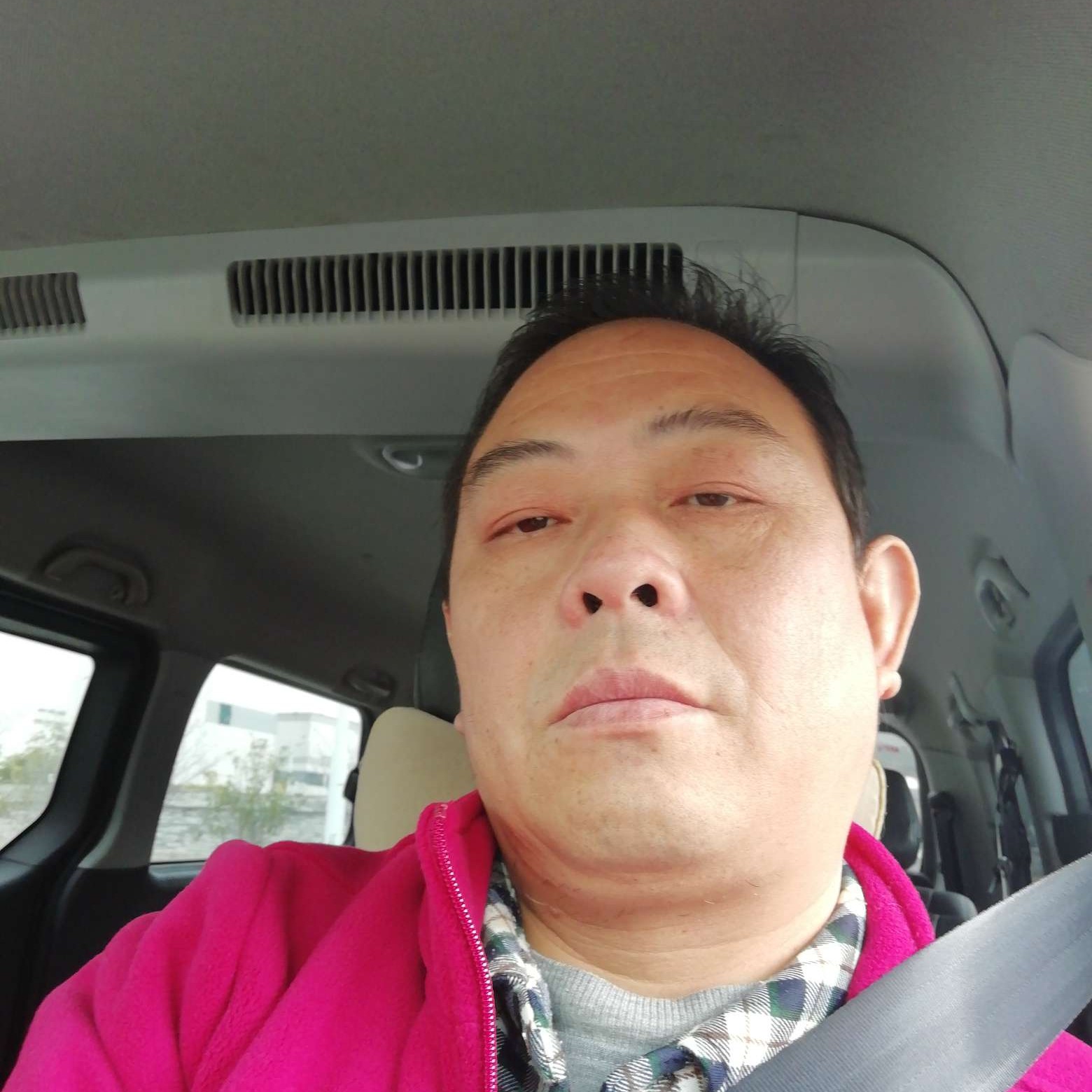 溪流吃醋慈祥的照片