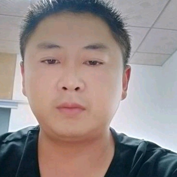 韦瑕的照片