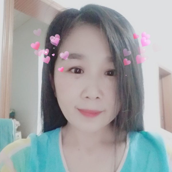 清曲俏皮的照片