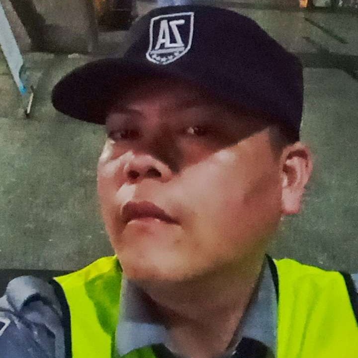 电灯胆笑忧虑的照片