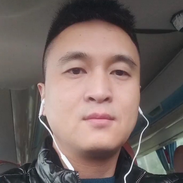 热爱生活爱自己的照片