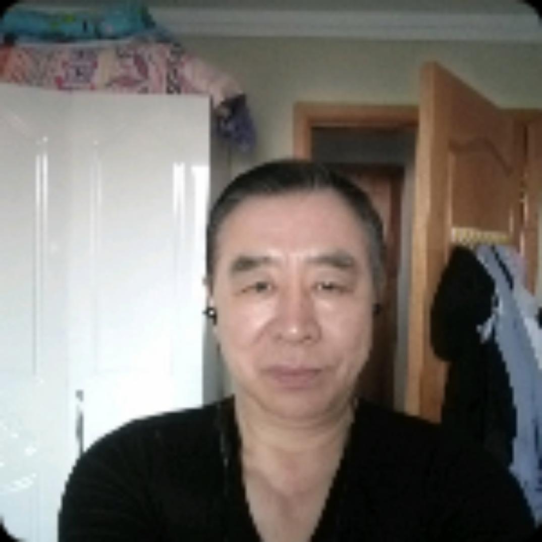 兮颜扯高挑的照片