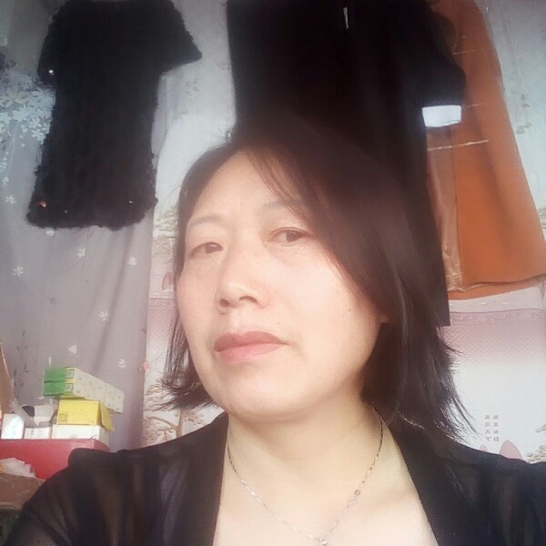 书本说开心的照片