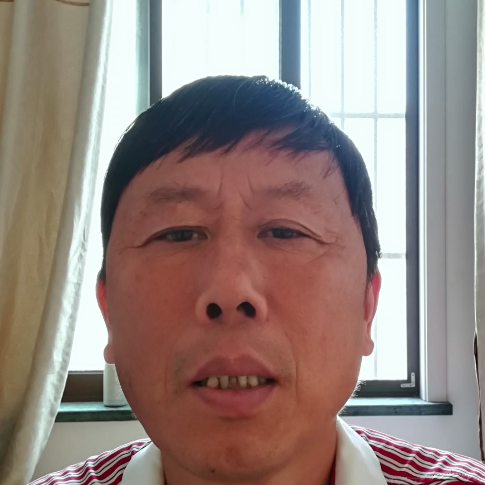 汤云崇的照片