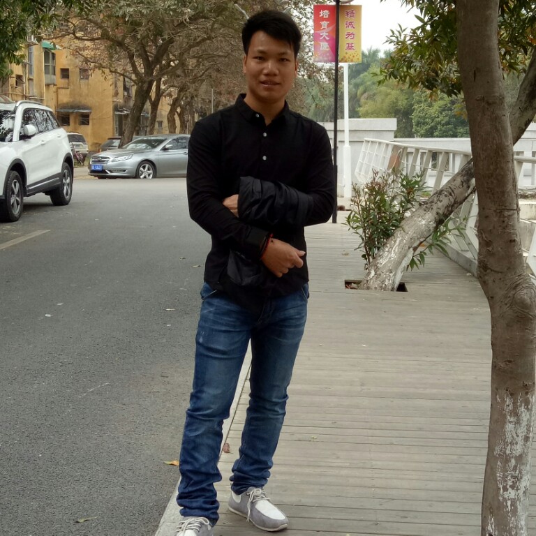 蓉锐之言的照片