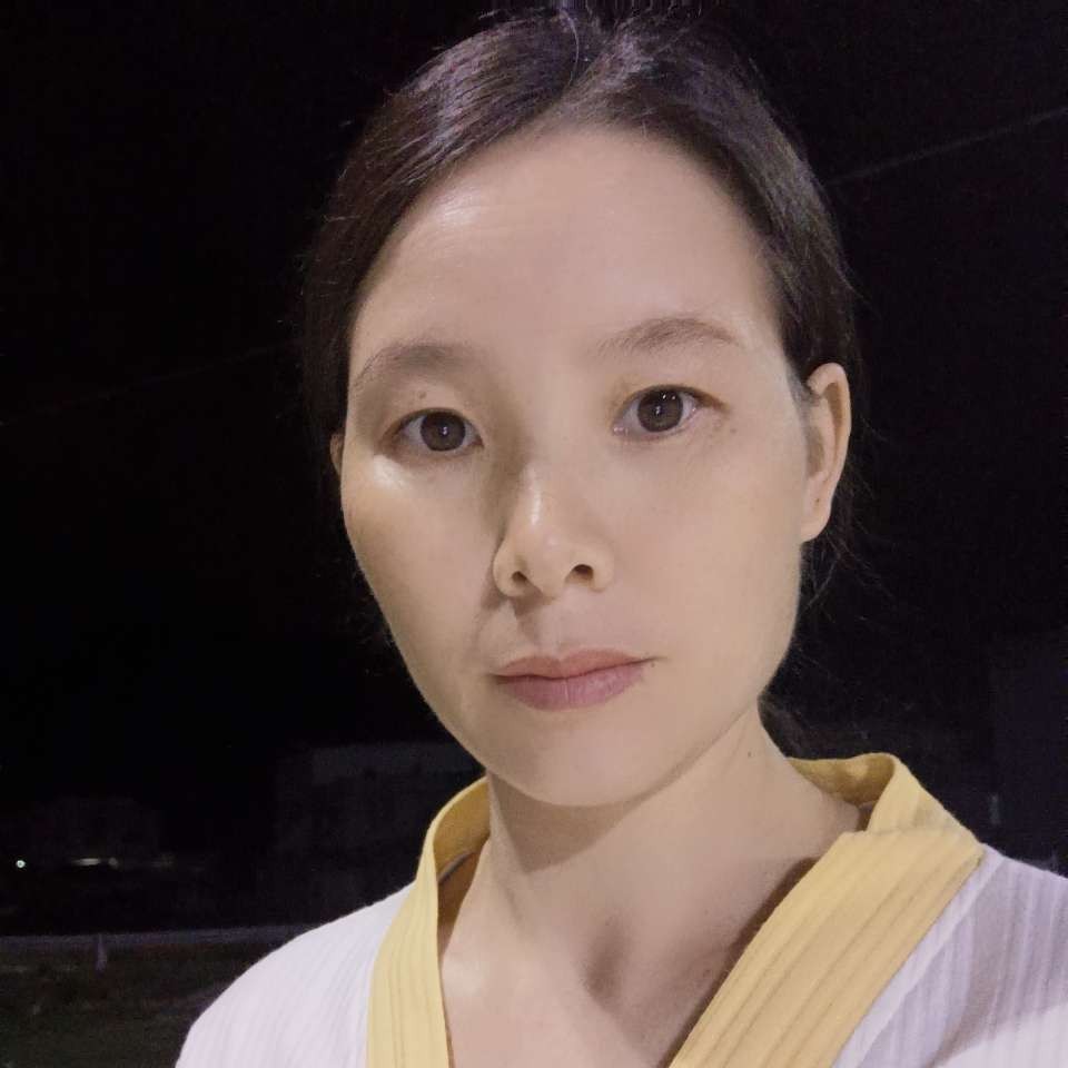 开朗给大树的照片