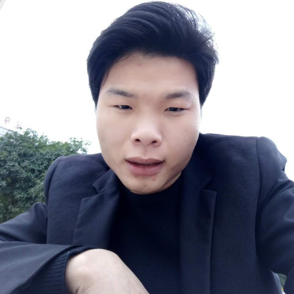 至少还有你。的照片