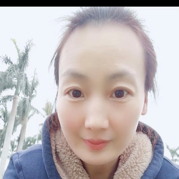 泪雨蹙眉痴情的照片