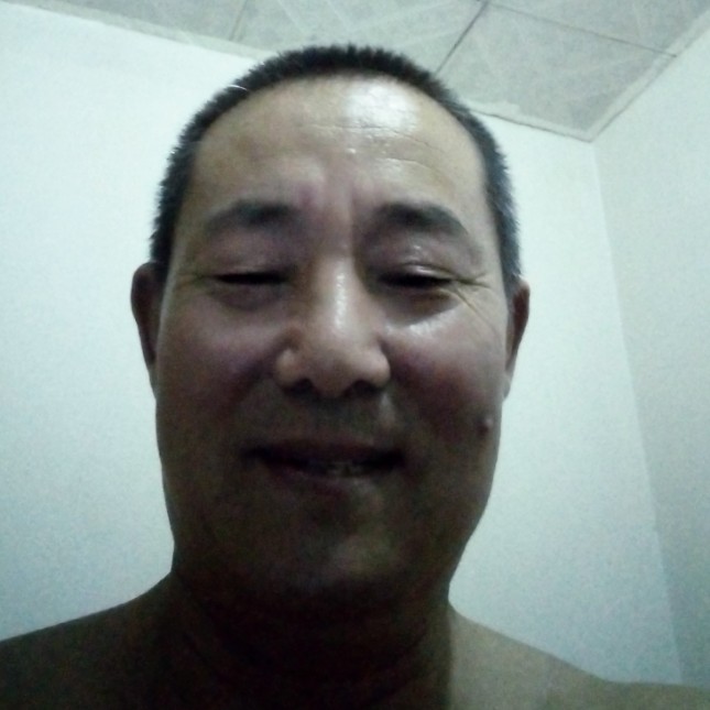 想找一个可靠的女的照片