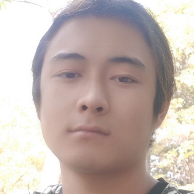 笑靥刻苦的照片