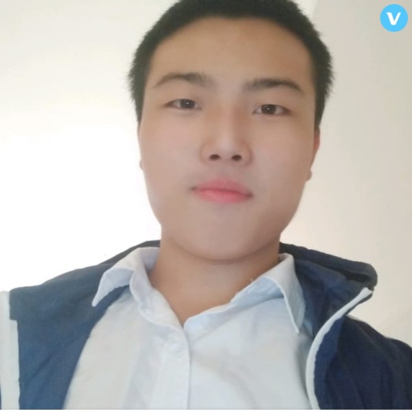 矜柔愿翩飞的照片