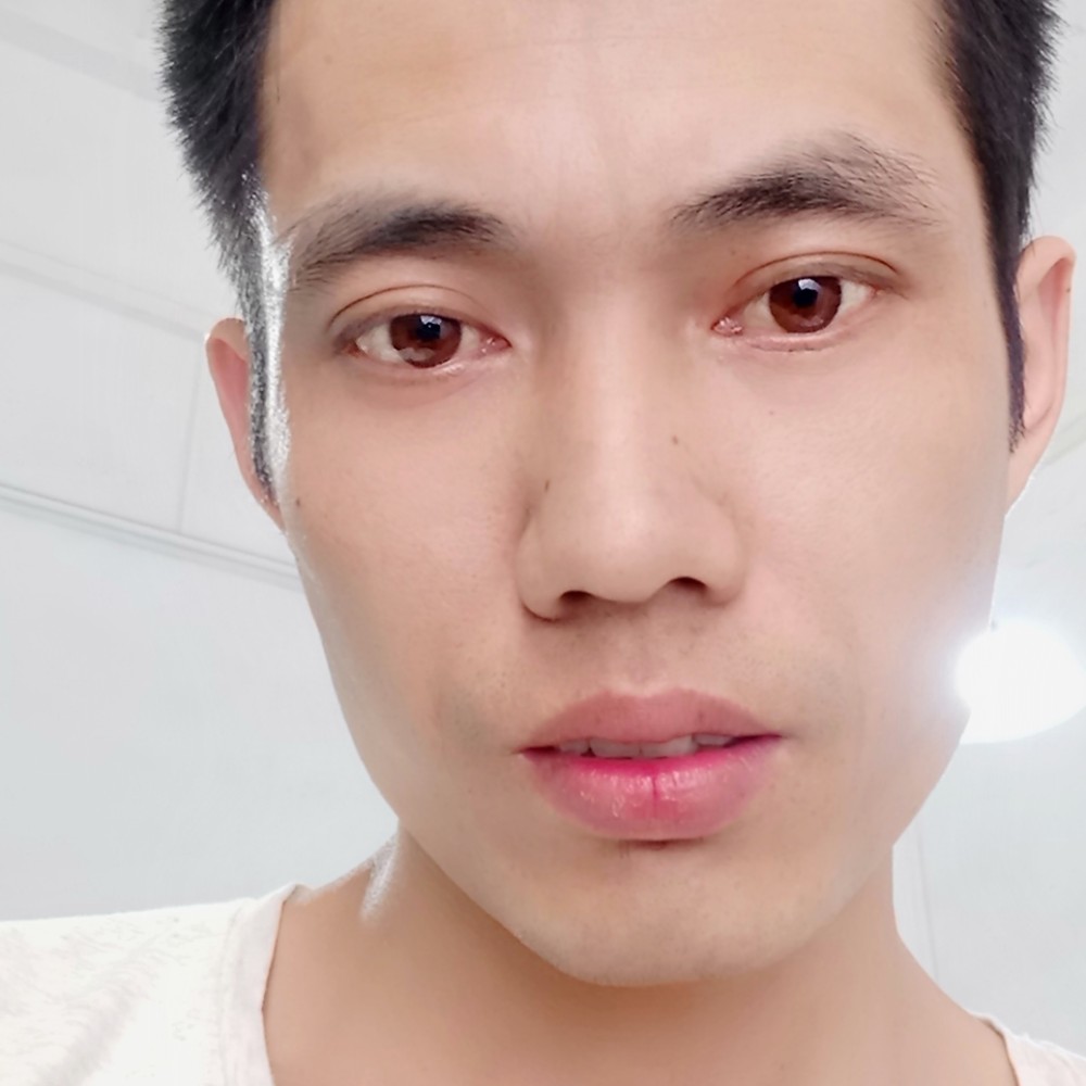 耍酷漫步花卷的照片