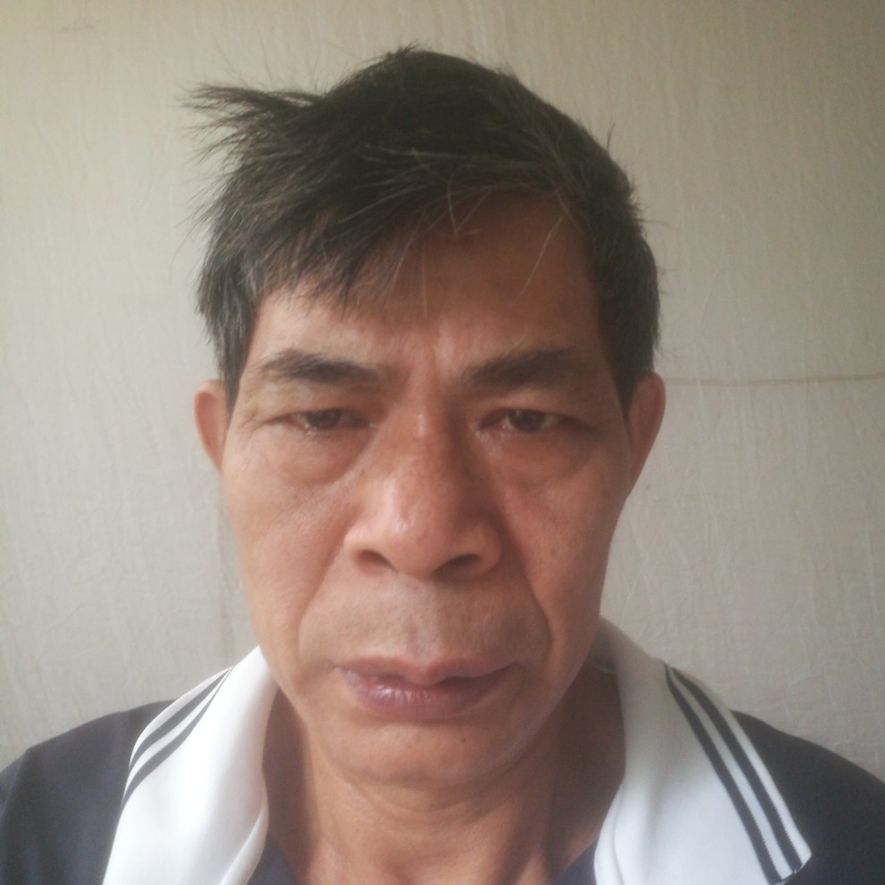 ，，，，，，陌颜的照片