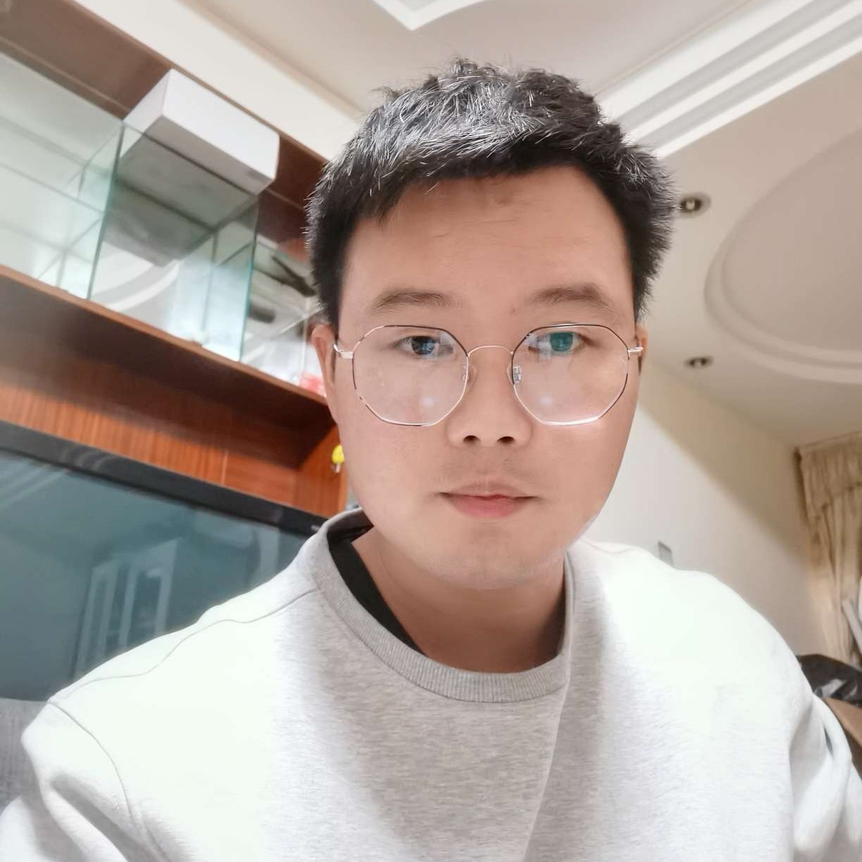 震动向暖阳的照片