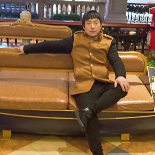 朱元宝的照片