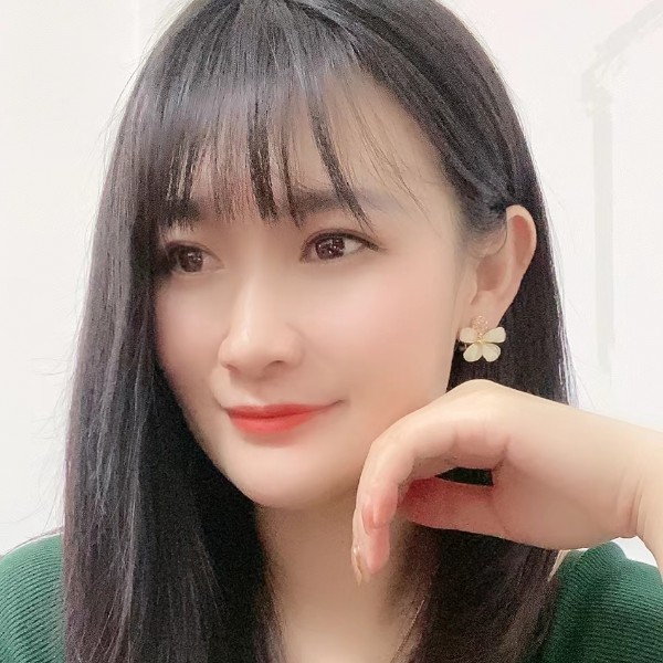 我爱你美女宋文的照片