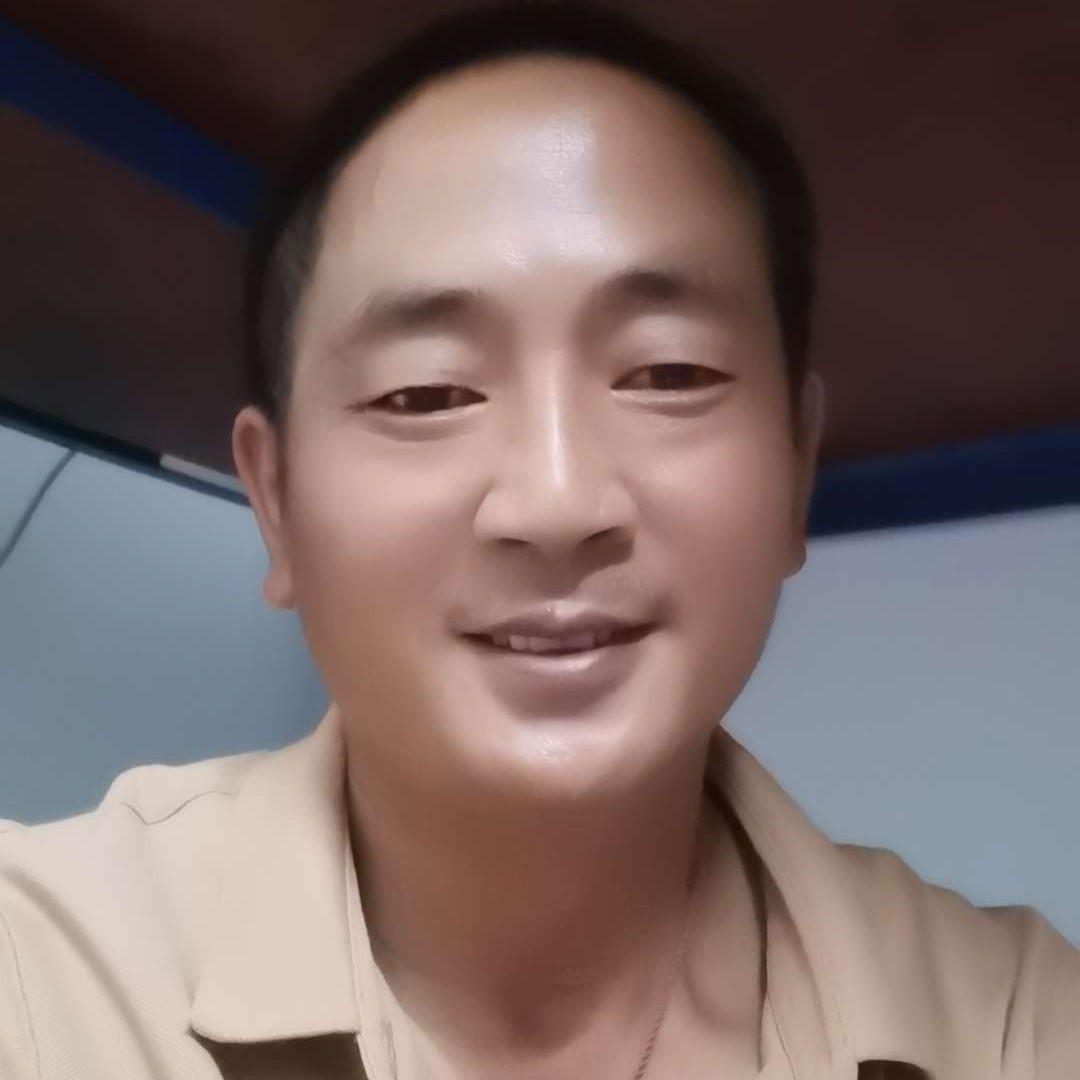 一生平淡的人的照片
