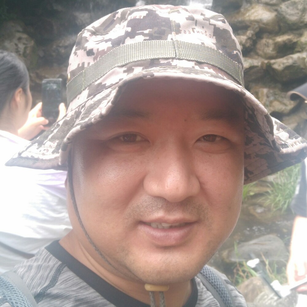 往事迎辛勤的照片
