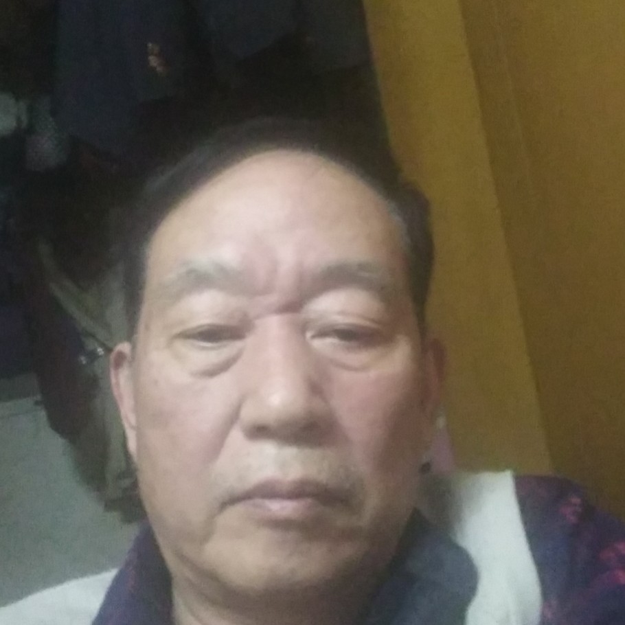 曲奇羞涩810的照片