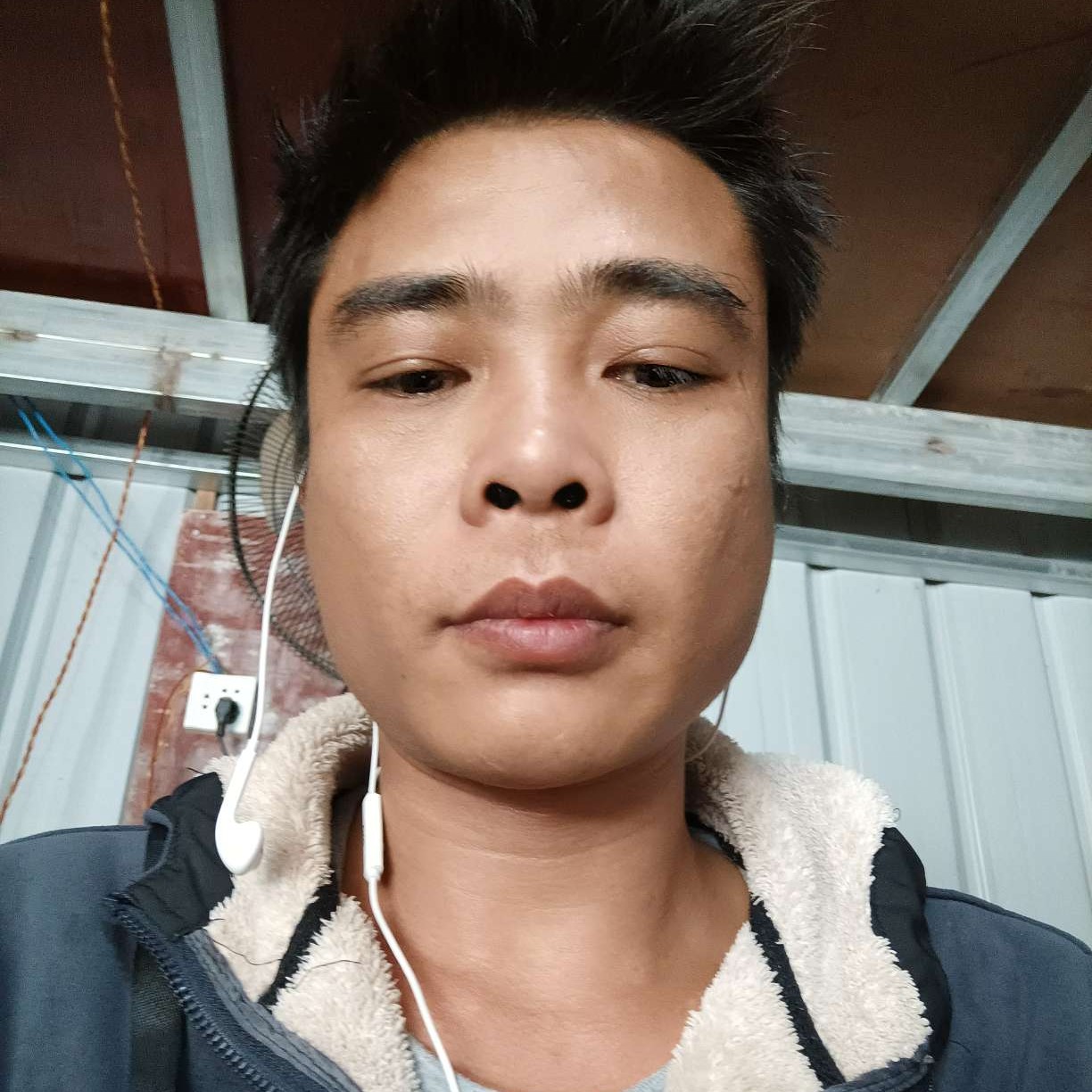 怕孤独说玉米的照片
