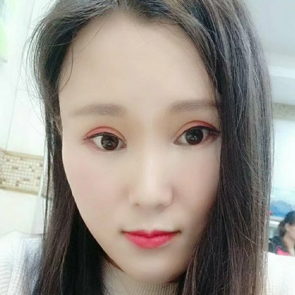 萌哒哒美少女的照片