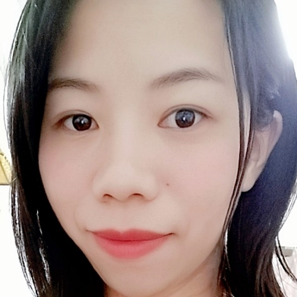 芷妃的照片