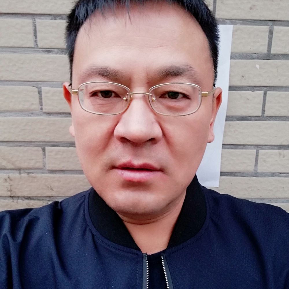 时尚洛尘的照片